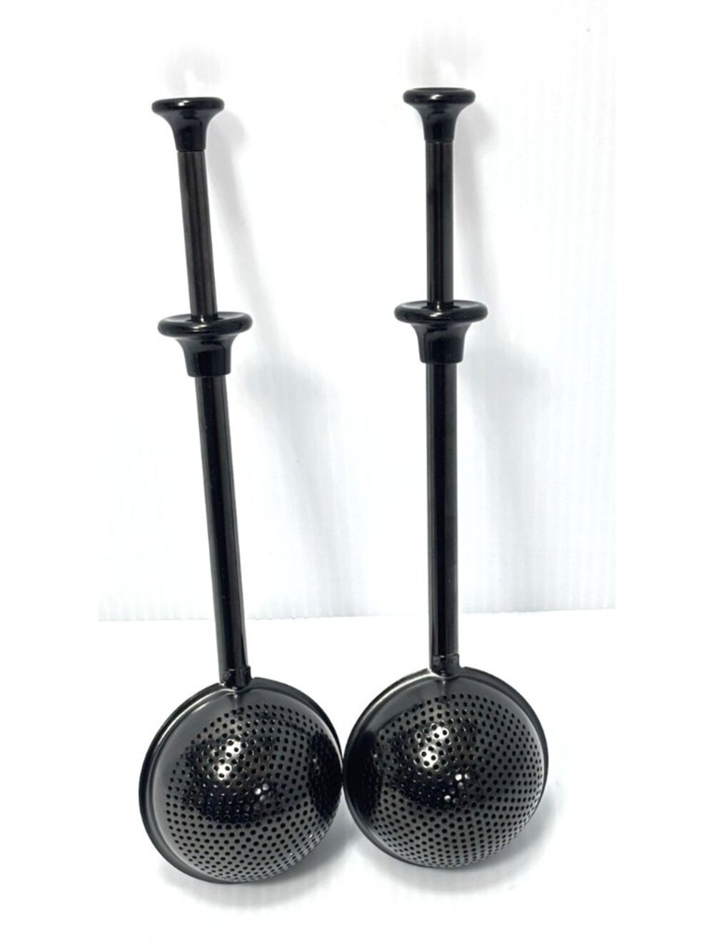 Set of 2 Vintage Style Sugar Dusters Black Metal Flour Sifter Wand Shaker Tool